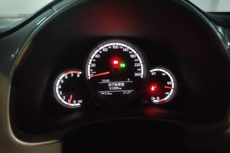 Used Volkswagen Beetle 2015 180TSI model Instrument Cluster