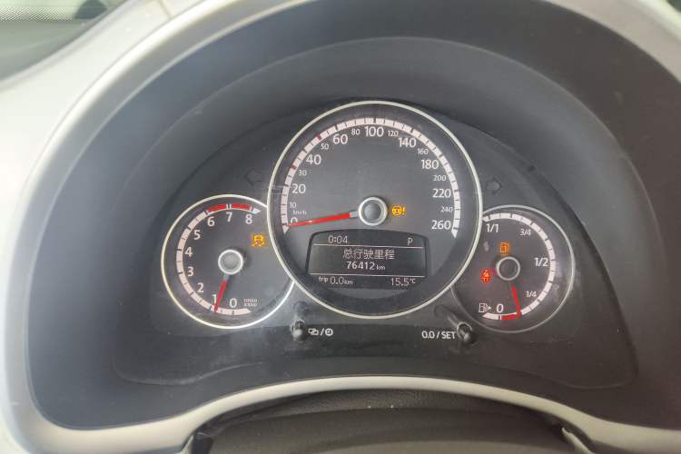 Used Volkswagen Beetle 2015 180TSI model Instrument Cluster