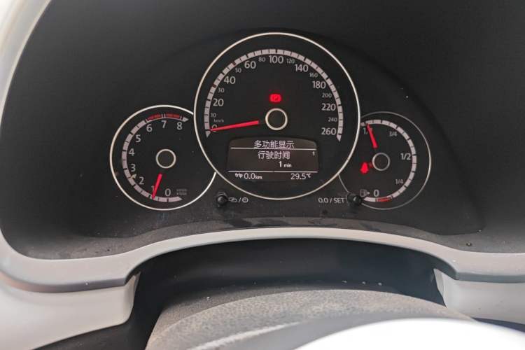 Used Volkswagen Beetle 2015 180TSI model Instrument Cluster