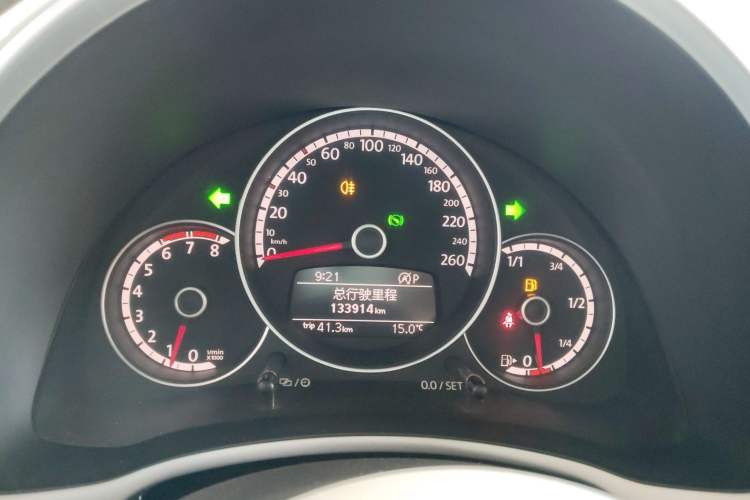 Used Volkswagen Beetle 2015 180TSI model Instrument Cluster
