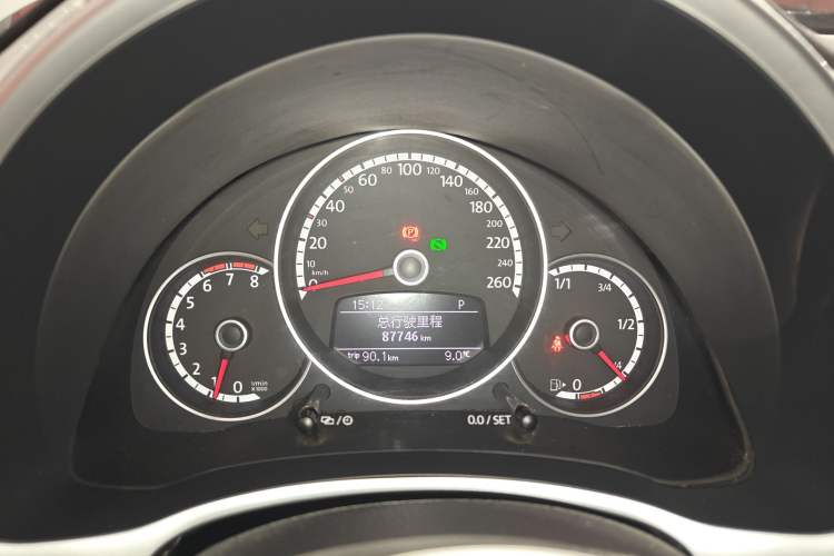 Used Volkswagen Beetle 2015 280TSI Instrument Cluster