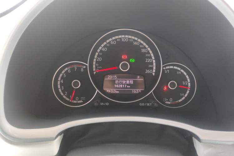 Used Volkswagen Beetle 2015 180TSI model Instrument Cluster
