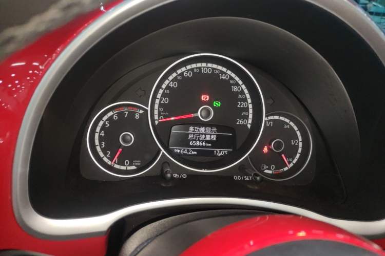 Used Volkswagen Beetle 2015 180TSI model Instrument Cluster