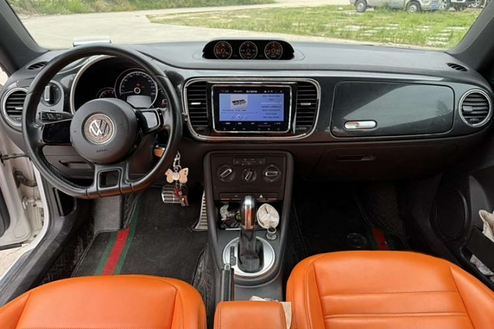 Used Volkswagen Beetle 2015 380TSI Interior 1