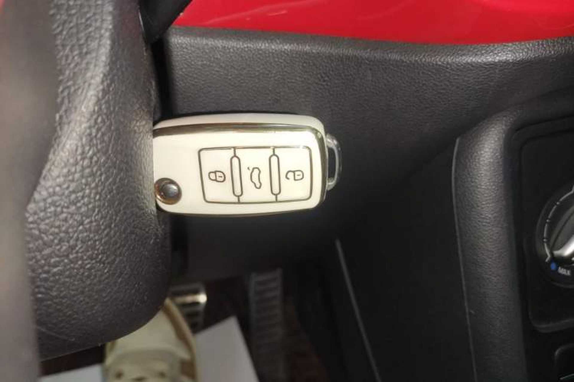 Used Volkswagen Beetle 2015 180TSI model Interior 1