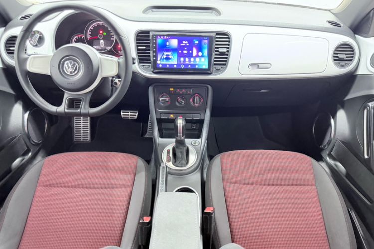 Used Volkswagen Beetle 2015 280TSI Interior 2