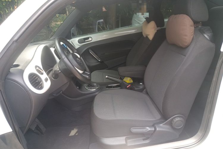 Used Volkswagen Beetle 2015 280TSI Left Front Seat