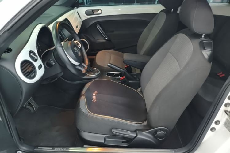 Used Volkswagen Beetle 2015 280TSI Left Front Seat