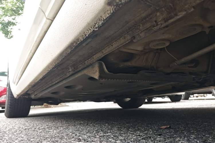 Used Volkswagen Beetle 2015 180TSI model Left Side Sill