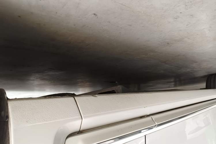 Used Volkswagen Beetle 2015 180TSI model Left Side Sill