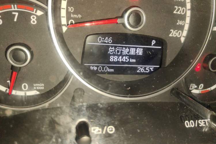 Used Volkswagen Beetle 2015 380TSI Odometer Close Up