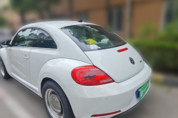 Used Volkswagen Beetle 2015 180TSI model Rear Left 45 Deg