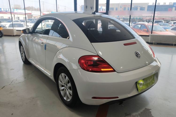 Used Volkswagen Beetle 2015 180TSI model Rear Left 45 Deg