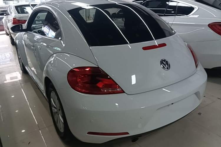 Used Volkswagen Beetle 2015 180TSI model Rear Left 45 Deg