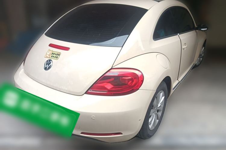 Used Volkswagen Beetle 2015 180TSI model Rear Right 45 Deg