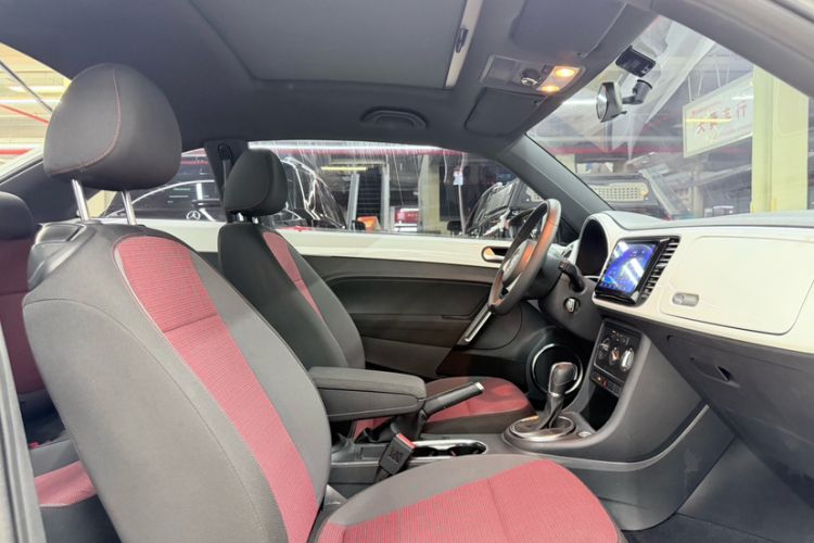 Used Volkswagen Beetle 2015 280TSI Right Front Seat