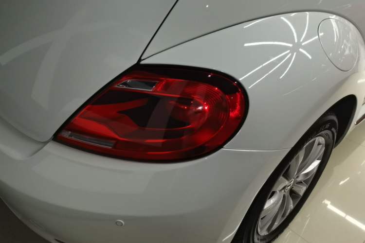 Used Volkswagen Beetle 2015 180TSI model Right Rear Taillight