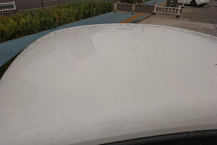 Used Volkswagen Beetle 2015 180TSI model Roof