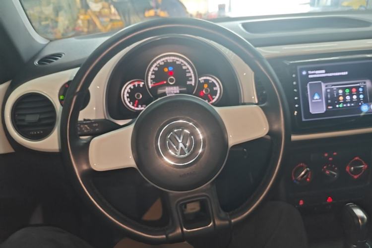 Used Volkswagen Beetle 2015 180TSI model Steering Wheel