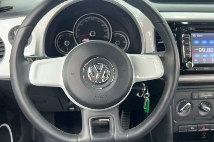 Used Volkswagen Beetle 2015 180TSI model Steering Wheel