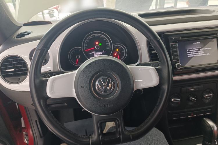 Used Volkswagen Beetle 2015 180TSI model Steering Wheel