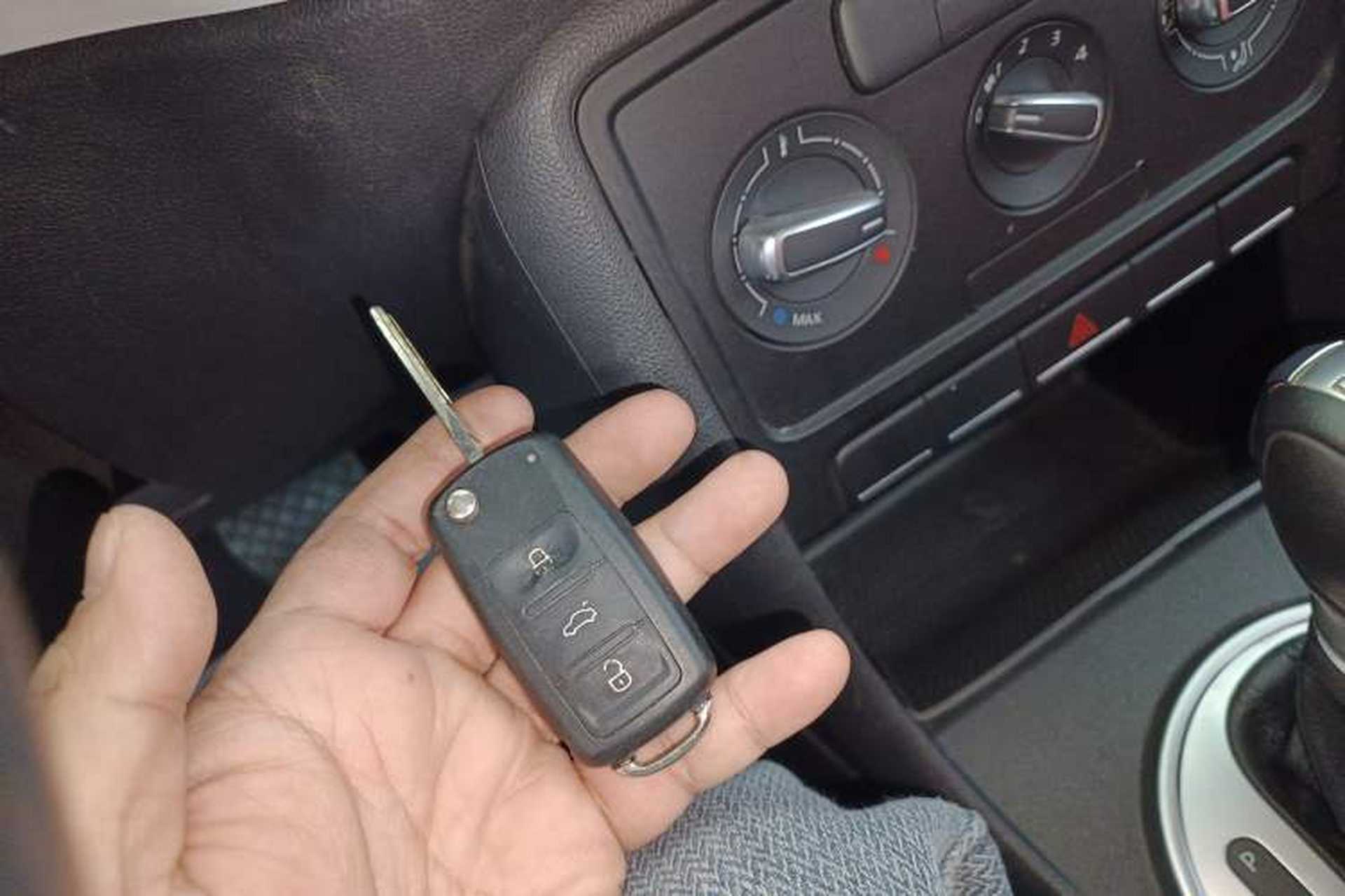 Used Volkswagen Beetle 2015 180TSI model Vehicle Key