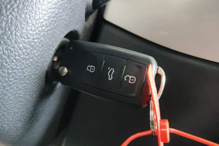 Used Volkswagen Beetle 2015 180TSI model Vehicle Key