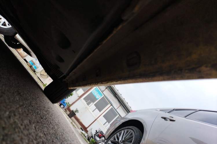 Used Volkswagen Beetle 2015 180TSI model Chassis Front Left