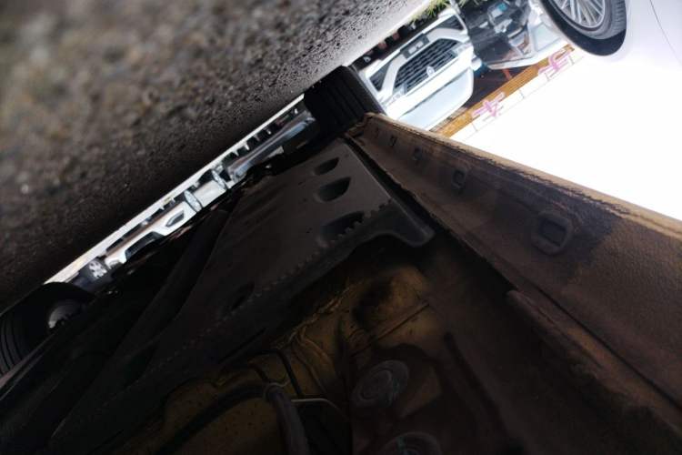 Used Volkswagen Beetle 2015 180TSI model Chassis Rear Left