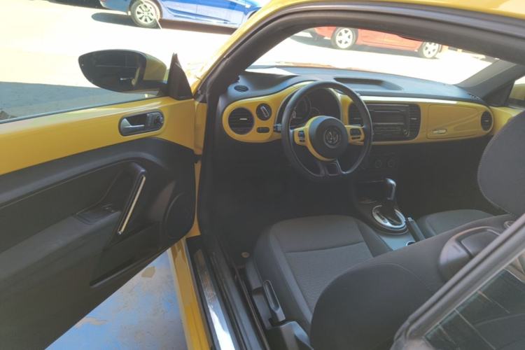 Used Volkswagen Beetle 2015 280TSI Driver Seat