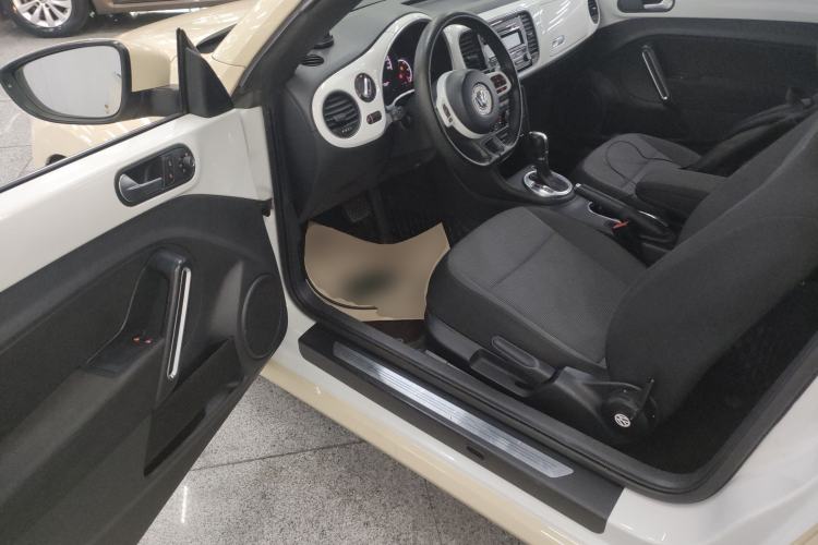 Used Volkswagen Beetle 2015 180TSI model Driver Seat