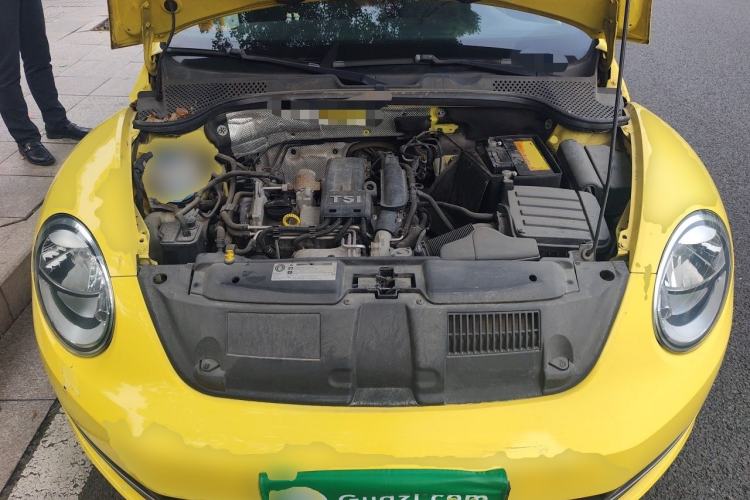 Used Volkswagen Beetle 2015 180TSI model Engine Bay