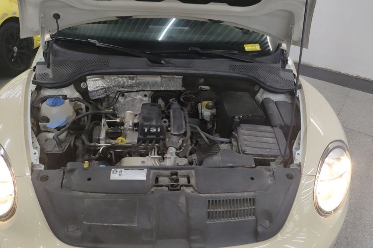 Used Volkswagen Beetle 2015 180TSI model Engine Bay