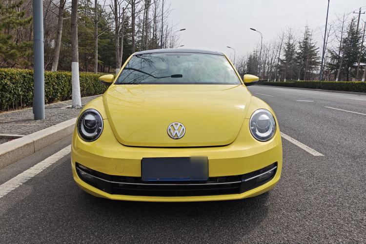 Used Volkswagen Beetle 2015 180TSI model Exterior 4