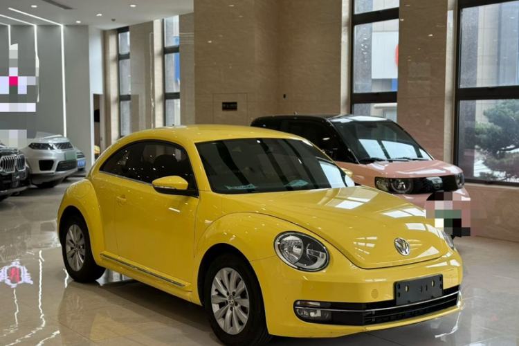 Used Volkswagen Beetle 2015 180TSI model Exterior 5