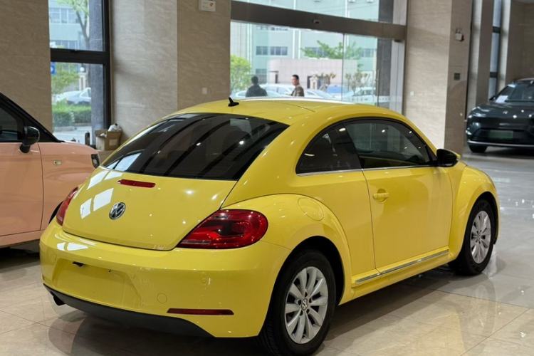 Used Volkswagen Beetle 2015 180TSI model Exterior 7