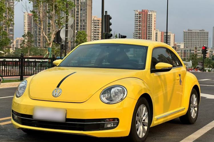 Used Volkswagen Beetle 2015 180TSI model Exterior 8