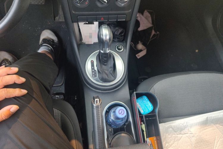 Used Volkswagen Beetle 2015 180TSI model Gear Lever