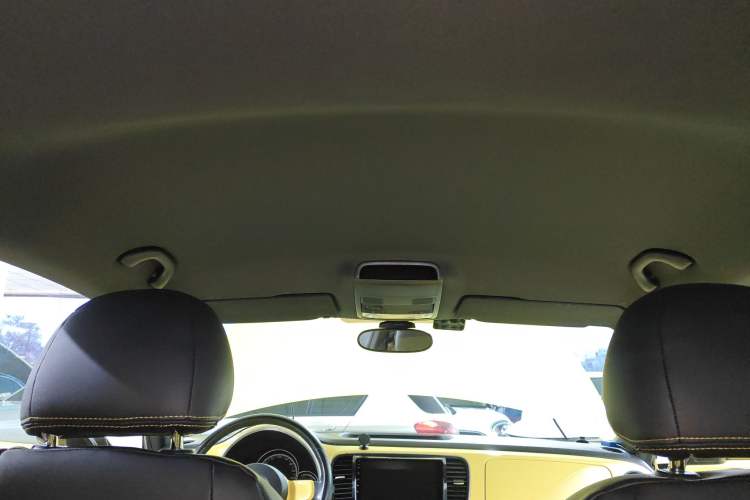 Used Volkswagen Beetle 2015 180TSI model Headliner