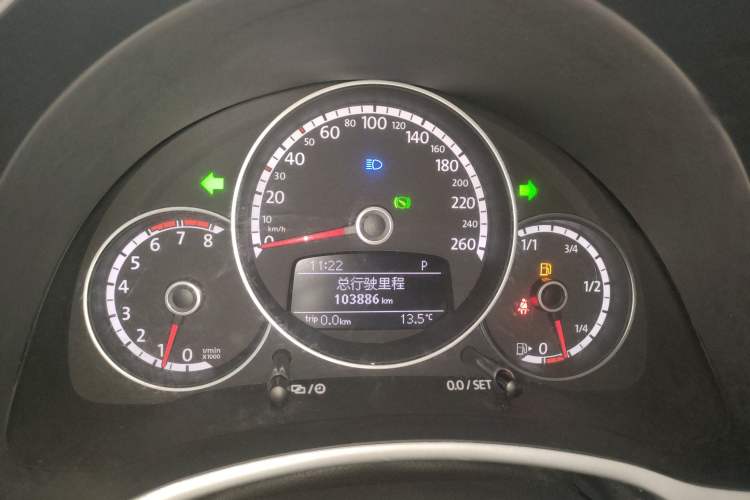 Used Volkswagen Beetle 2015 180TSI model Instrument Cluster