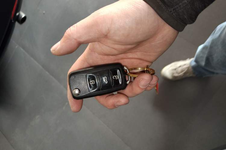 Used Volkswagen Beetle 2015 180TSI model Interior 1