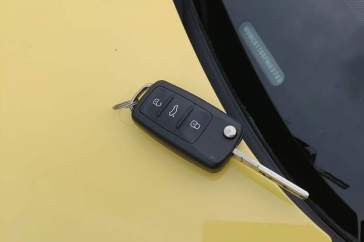 Used Volkswagen Beetle 2015 280TSI Interior 1