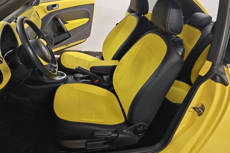 Used Volkswagen Beetle 2015 180TSI model Left Front Seat