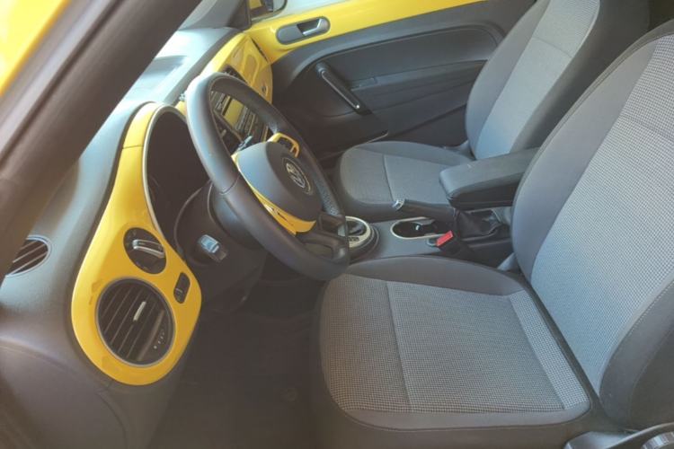 Used Volkswagen Beetle 2015 280TSI Left Front Seat