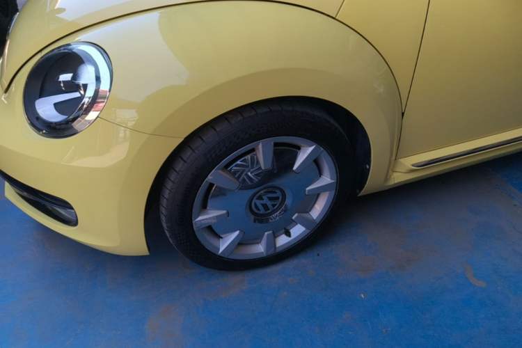 Used Volkswagen Beetle 2015 280TSI Left Front Wheel Hub