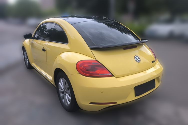 Used Volkswagen Beetle 2015 180TSI model Rear Left 45 Deg