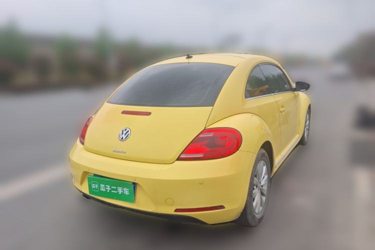 Used Volkswagen Beetle 2015 180TSI model Rear Right 45 Deg
