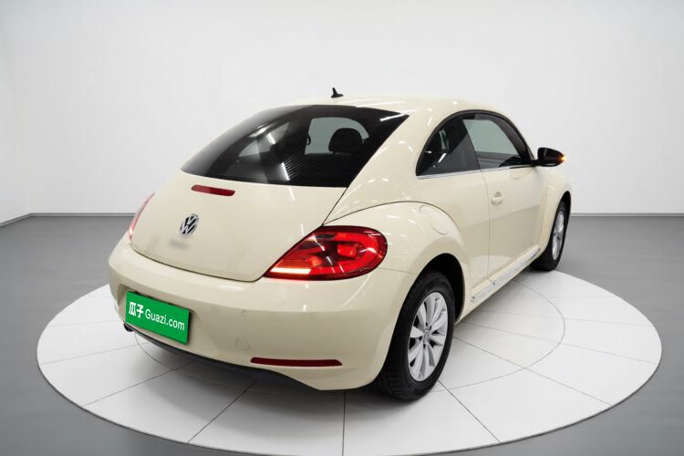Used Volkswagen Beetle 2015 180TSI model Rear Right 45 Deg