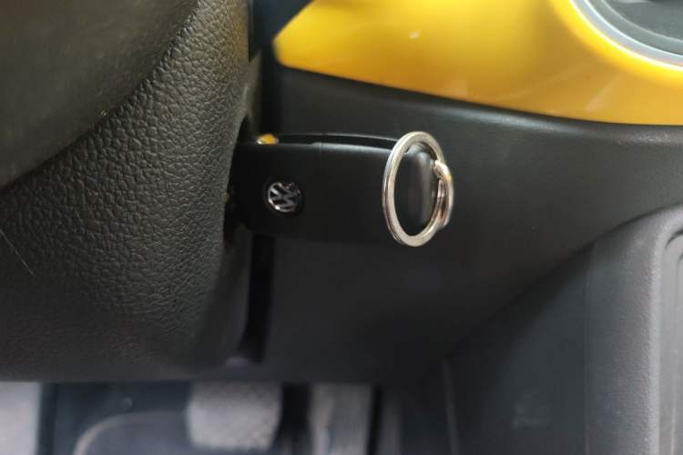 Used Volkswagen Beetle 2015 180TSI model Vehicle Key