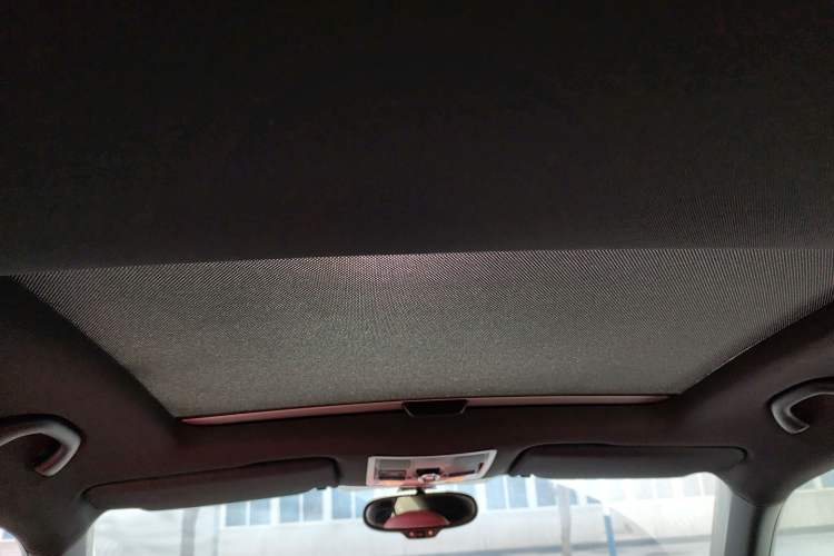 Used Volkswagen Beetle 2016 180TSI Dune Off-Road Edition Headliner